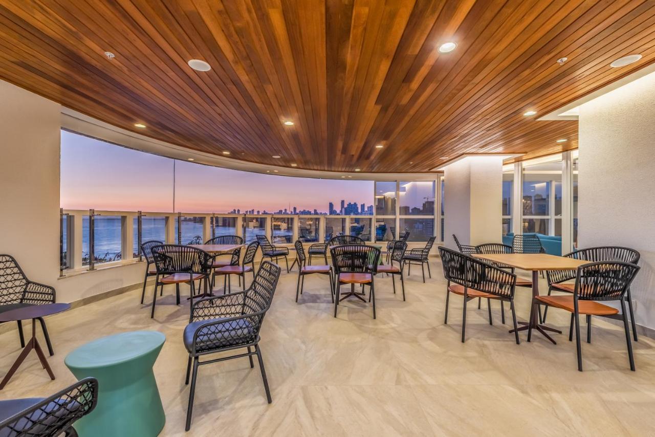 Novotel Rio Vermelho 4*